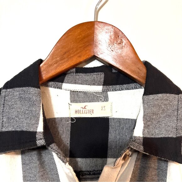 Y2K Hollister Flannel Black White Plaid  Cotton Blend Cabincore. Vintage - Picture 2 of 6